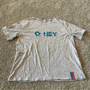 Kule graphic shirt Oh Hey gray medium classic preppy casual coastal